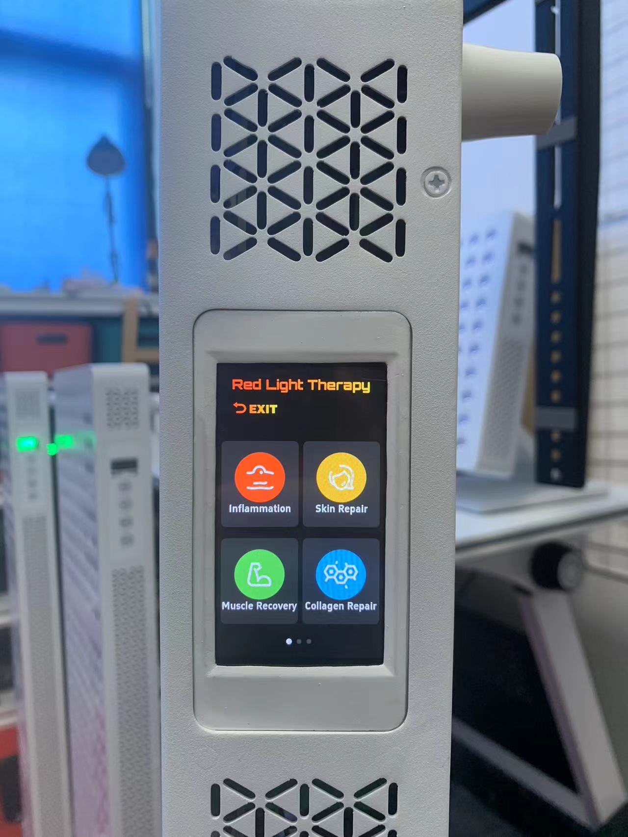 جهاز علاج ضوئي LED للجسم بالكا - مراجعة Red Light Therapy Torch 660Nm وسعره